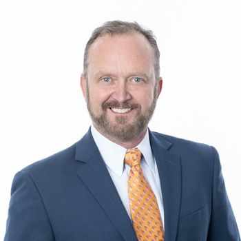 Portrait of Steve Armstrong, REALTOR®.